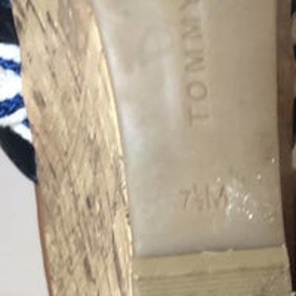 Tommy Hilfiger‎ Braided Wedge Sandals. Tan with Navy and White. Women’s 7.5 - Picture 5 of 5